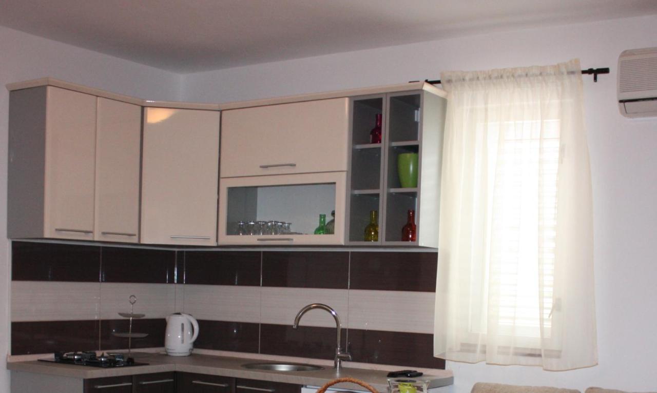Apartments Kaja Pag Town Εξωτερικό φωτογραφία