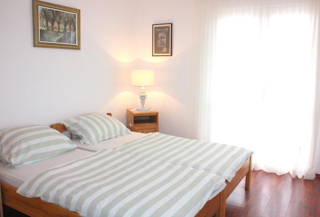 Apartments Kaja Pag Town Εξωτερικό φωτογραφία
