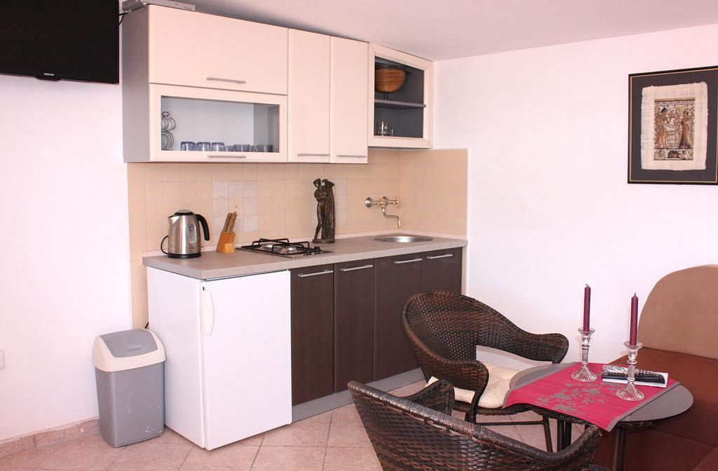 Apartments Kaja Pag Town Εξωτερικό φωτογραφία