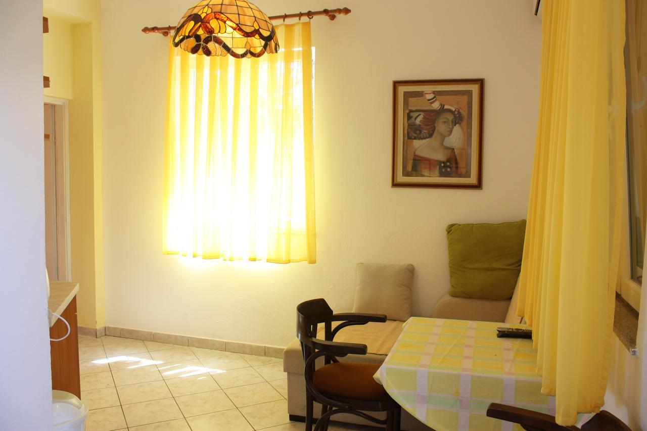 Apartments Kaja Pag Town Εξωτερικό φωτογραφία